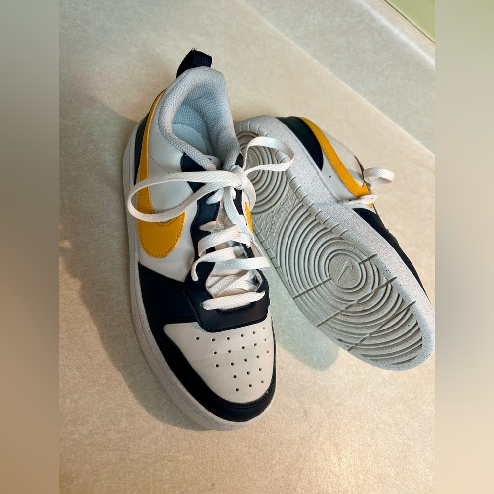Nike Court Borough Low Recraft sneakers Shoes size 5Y